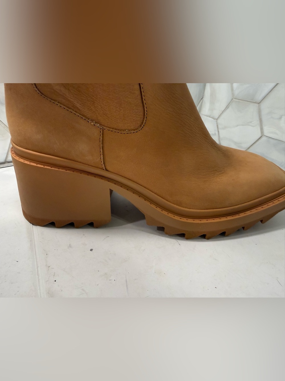 Karl Lagerfeld Paris Carey Fur Cuff Tan Suede Fashion Ankle Boots Sz 9.5 - Picture 2 of 15